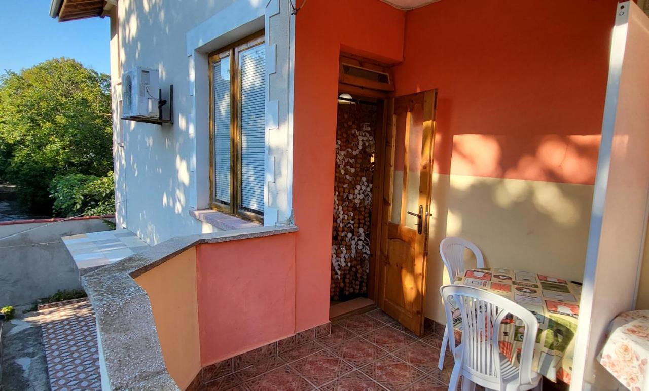 Amfora Guest House Byala  Buitenkant foto